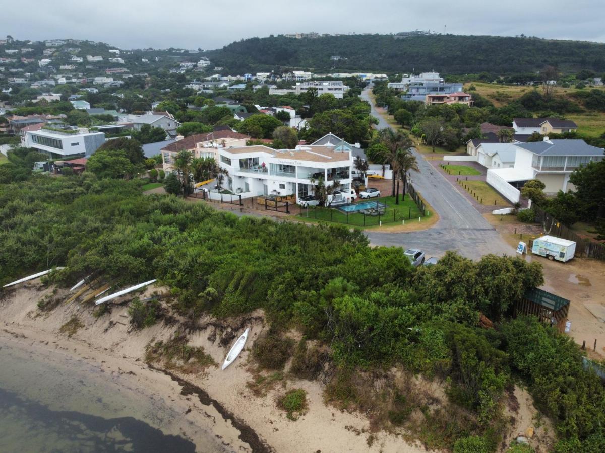 Sunshowers Plett بليتنبيرغ باي المظهر الخارجي الصورة
