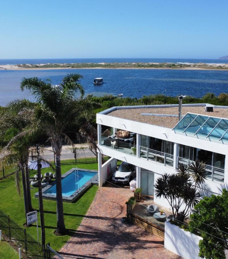 Sunshowers Plett بليتنبيرغ باي المظهر الخارجي الصورة