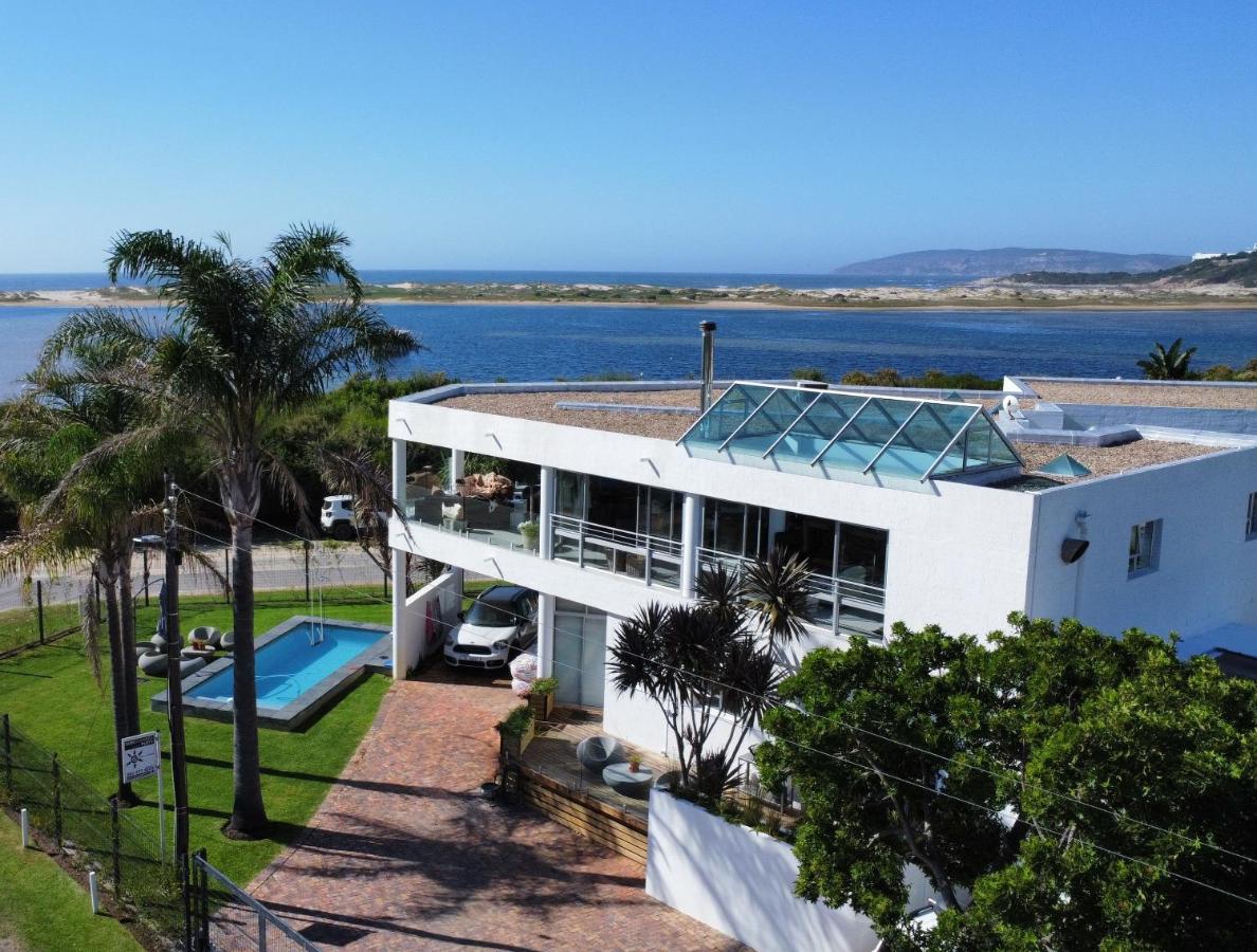 Sunshowers Plett بليتنبيرغ باي المظهر الخارجي الصورة